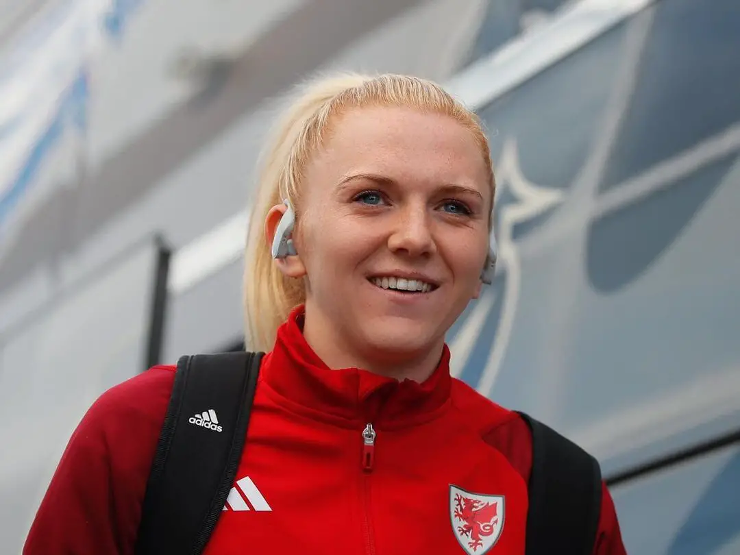 Beautiful Women Soccer Players From Wales
